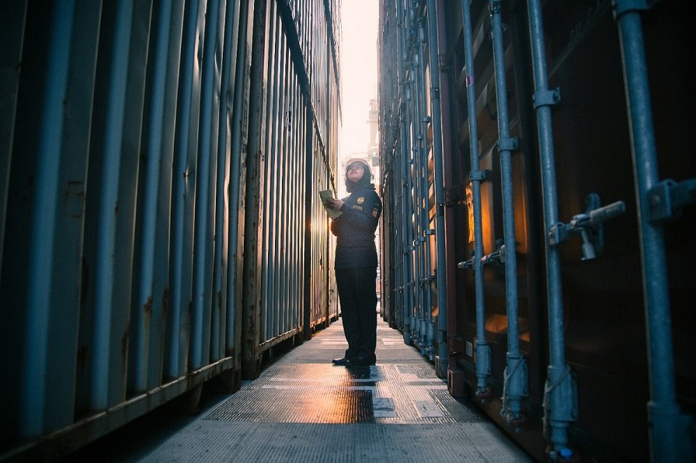 Temuan mencengangkan terungkap saat inspeksi Bea Cukai di Surabaya.