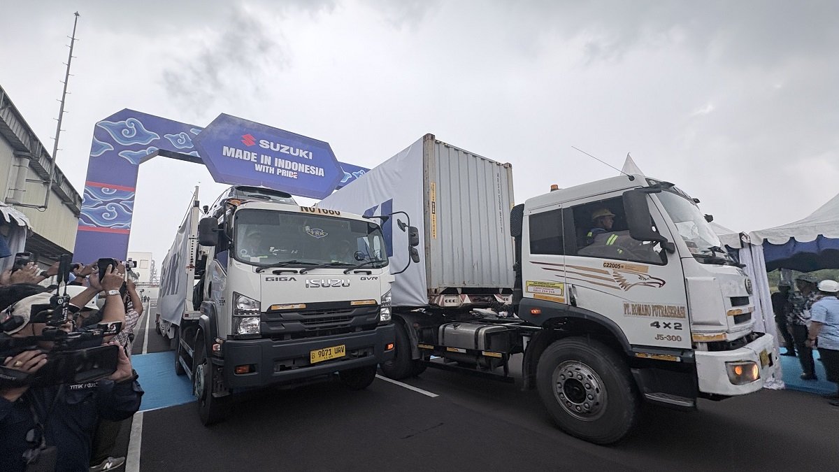 Suzuki Mulai Ekspor Fronx dan Satria Buatan Indonesia ke Negara ASEAN.