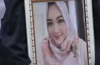 Kematian tidak wajar dosen Untag Semarang mengundang keprihatinan mendalam mahasiswa.