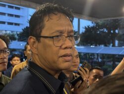 Rosan Ajak Purbaya Bahas Restrukturisasi Utang Whoosh, Keberangkatan Segera Dijadwalkan