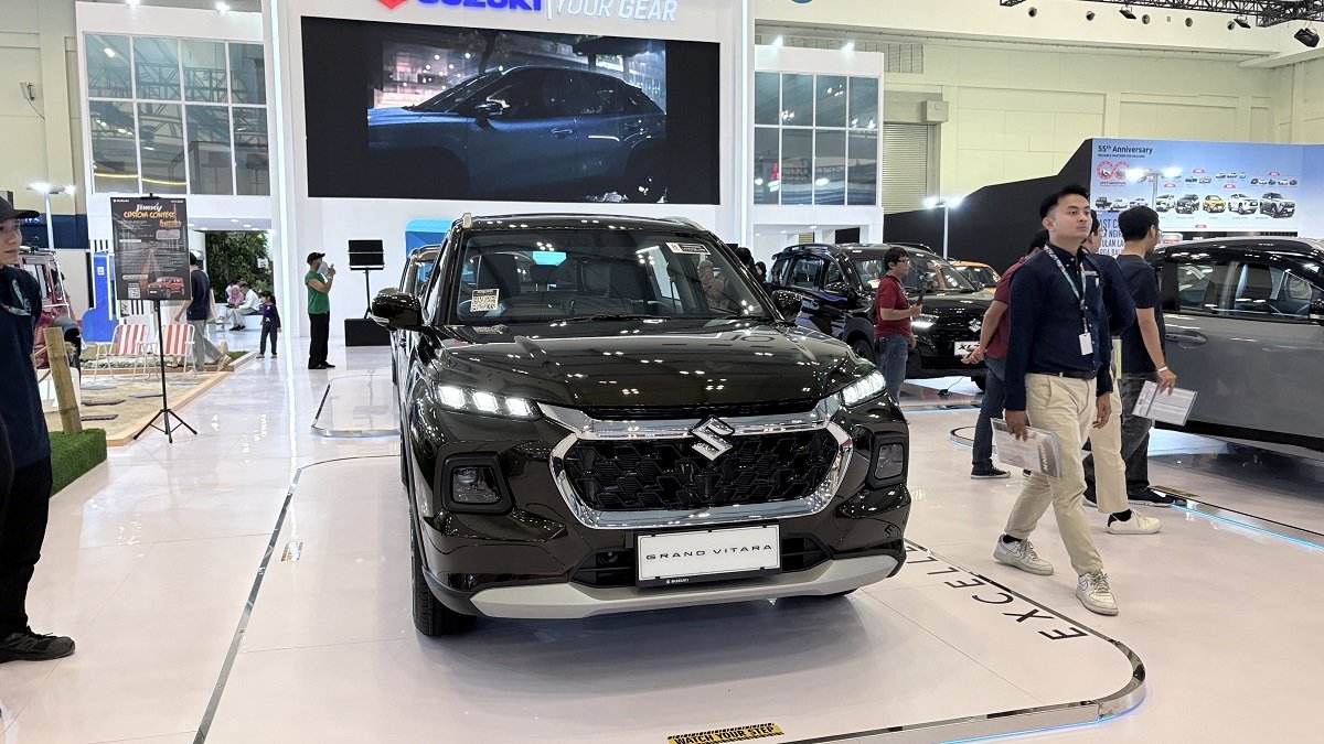 Suzuki Andalkan 3 Mobil Hybrid di GJAW 2025, Fronx hingga Grand Vitara.