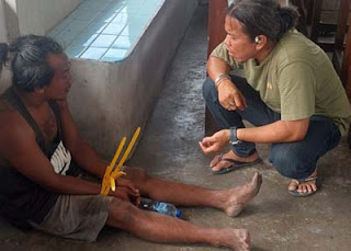 Seorang pria yang sering menakut-nakuti warga berhasil diamankan Tim Klewang Polresta Padang