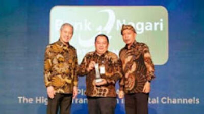 Bank Nagari Raih Platinum Award di Ajang Prima Awards 2025