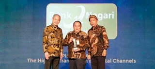 Bank Nagari Raih Platinum Award di Ajang Prima Awards 2025