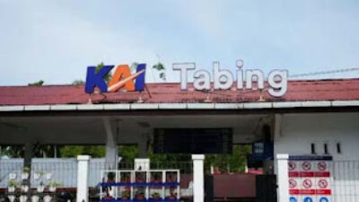 Stasiun Tabing.
