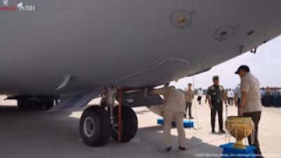 Presiden Prabowo Serahkan Kunci Airbus A400M ke Panglima TNI di Halim Perdanakusuma