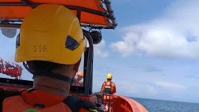 Basarnas Mentawai Selamatkan Semua Awak Kapal