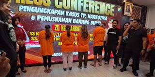 Penampakan tersangka penculikan Bilqis dihadirkan polisi di Mapolrestabes Makassar