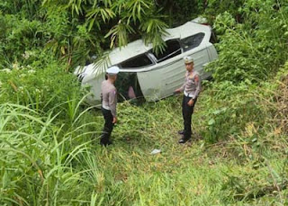 Kecelakaan Mobil di Gunung Talang