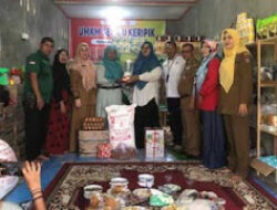 Dukung Ekonomi Warga, Semen Padang Bantu UMKM Batu Gadang