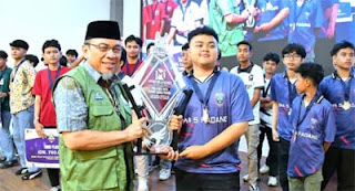 Wawako Maigus Tutup Turnamen Esport Series 2 Piala Walikota Padang