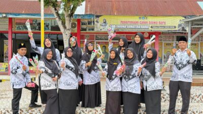 Upacara Peringatan HGN dan PGRI Dilaksanakan SMA Taruna Sumatera Barat Berlangsung Kidmat