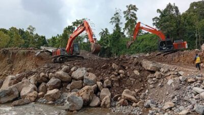 Kolaborasi Lintas Sektor Dukung Warga Desa Babo Bangkit dari Banjir dan Longsor