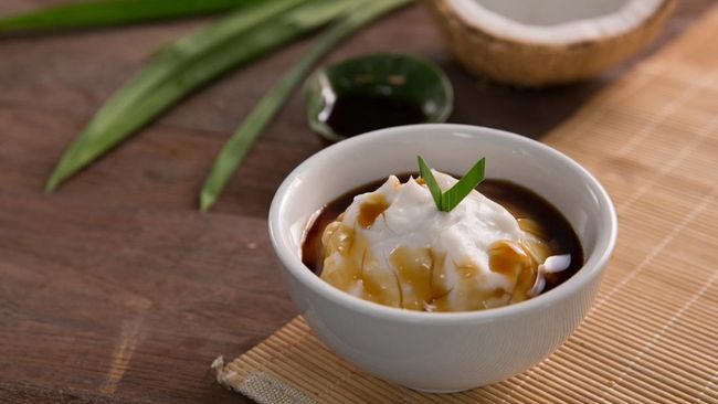 Cara buat bubur sumsum tepung beras yang lembut dan gurih cukup mudah. Bahan yang diperlukan pun sederhana dan tidak sulit ditemukan.