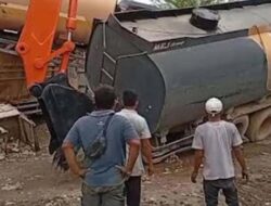 Arus Lalu Lintas Normal Usai Evakuasi Truk Terdampak Banjir