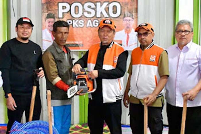 Presiden PKS Tinjau Lokasi Bencana Galodo di Malalak.
