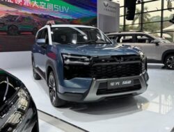 Wuling Xingguang 560 Tawarkan Tiga Pilihan Mesin dan Kabin 7 Penumpang
