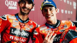 Dua pembalap Tim Ducati Lenovo, Marc Marquez dan Francesco Bagnaia.