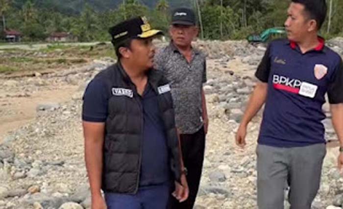 Aki Alat Berat Hilang Pasca Banjir.