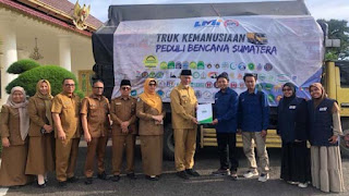 Gubernur Mahyeldi terima bantuan dari LMI.