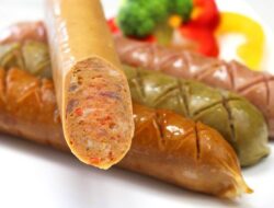 Sering Makan Sosis? Ini Risiko Kesehatannya Jika Dikonsumsi Terlalu Sering