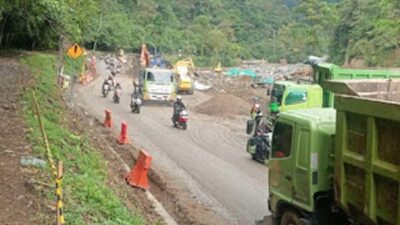 Jalur Utama Padang-Bukittinggi via Lembah Anai Mulai Diuji Coba