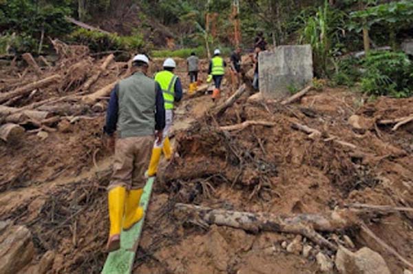 Korban Banjir dan longsor di Sumatrea tembus 1.053 jiwa.