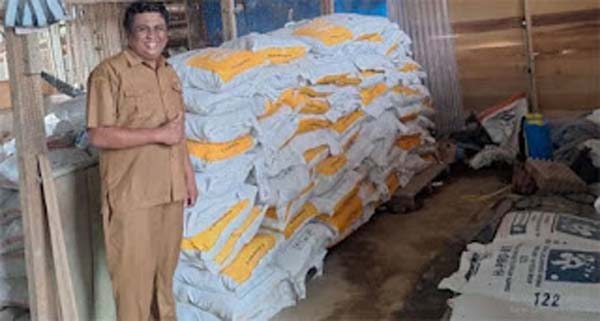 Bantuan bibit jagung untuk 100 Ha lahan tanam di Sipangkur.