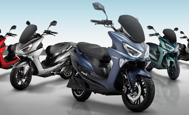 Polytron Fox-R adalah salah.