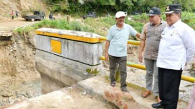 Jembatan Darurat di Panta Pauah Dibangun Swadaya, Akses Matur Kini Terbuka Kembali