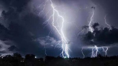 BMKG Keluarkan Peringatan Dini Cuaca hingga 8 Desember, Warga Diminta Tetap Waspada