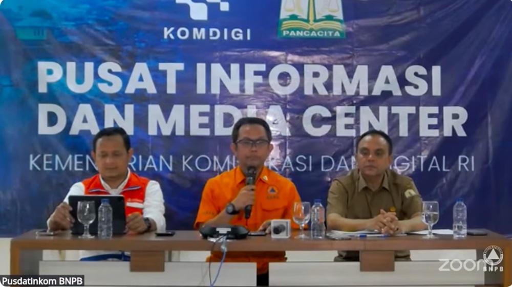 Kepala Pusat Data, Informasi dan Komunikasi Kebencanaan BNPB, Abdul Muhari melaporkan update korban bencana Sumatra pada Senin (8/12/2025).