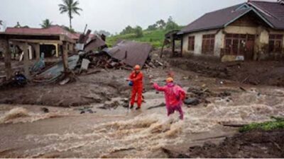Sumbar Fokus Pulihkan Wilayah Terisolasi, Jalan Darurat Lembah Anai Ditargetkan Rampung Dua Pekan