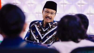 Mensos Gus Ipul mengungkap jumlah bantuan yang telah disalurkan ke korban bencana Sumatera tembus Rp25 miliar.