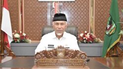 Gubernur Sumatera Barat, Mahyeldi Ansharullah.
