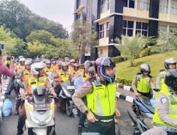 Sembako dan Perlengkapan Sekolah Dibagikan ke Anak, Ibu Hamil, dan Lansia