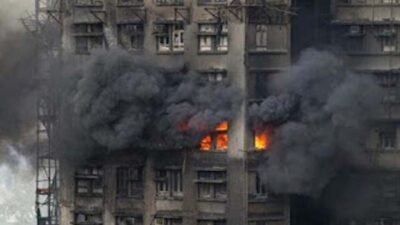 Kebakaran hebat yang melanda blok apartemen Wang Fuk Court, Hong Kong.