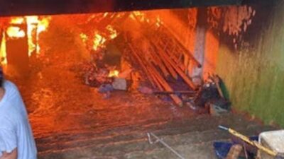 Basement Gedung Pesantren Al Mawaddah Jakarta Selatan terbakar