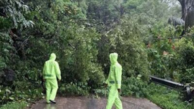 Akses Jalan Putus, Sungai Batang Hanya Bisa DIjangkau Melalui Jalur Danau Maninjau