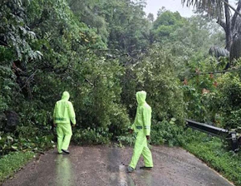 Akses Jalan Putus, Sungai Batang Hanya Bisa DIjangkau Melalui Jalur Danau Maninjau