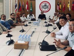 98 Resolution Network Salurkan 98 Juta Bencana Banjir Sumatera Melalui PB IDI