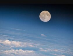 Januari 2026 Penuh Kejutan, Purnama Super dan Hujan Meteor Siap Hiasi Langit