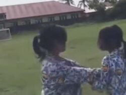 Netizen Prihatin, Siswi SMP Pariaman Adu Jotos di Sekolah