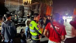 Truk Hilang Kendali di Jalan Solok- Padang.