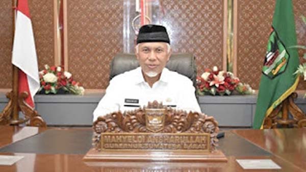 Gubernur Sumatera Barat, Mahyeldi Ansharullah.
