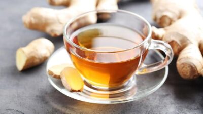 Meski menyehatkan, ternyata tidak semua orang dianjurkan minum air jahe. Berikut kelompok orang yang tidak boleh minum air jahe.