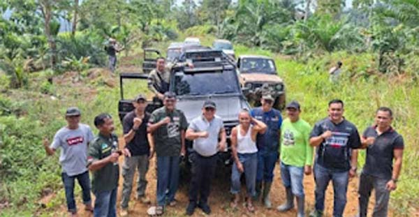 Bupati Pasbar tinjau akses jalan Alternatif jembatan Panjang–Talu