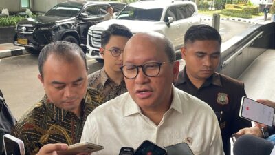 Danantara Indonesia membuka peluang untuk menjadi pemegang saham Bursa Efek Indonesia (BEI).