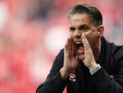 Gaji Selangit! John Herdman Pimpin Daftar Pelatih Termahal ASEAN