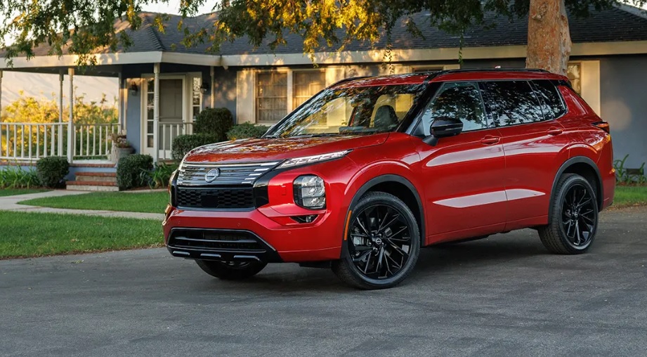 Mitsubishi Mulai Produksi Nissan Rogue PHEV dan Navara.